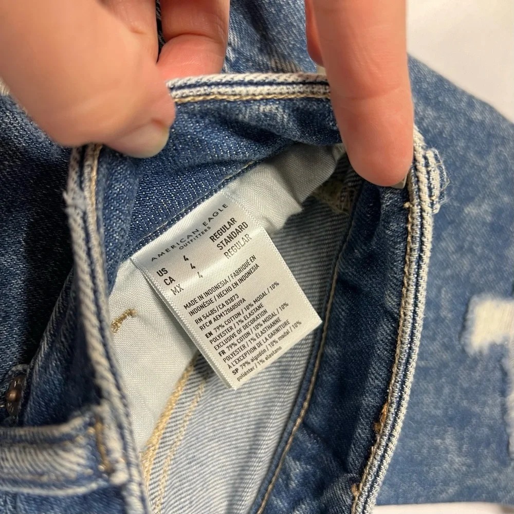 American Eagle Mom Jeans Front and Back Ripped Size 4 - Picture 9 of 11